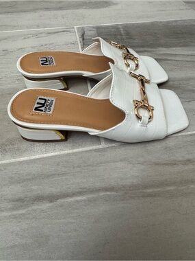 Ninety union White Croc-Embossed Leather Slide Heels with Gold Chain